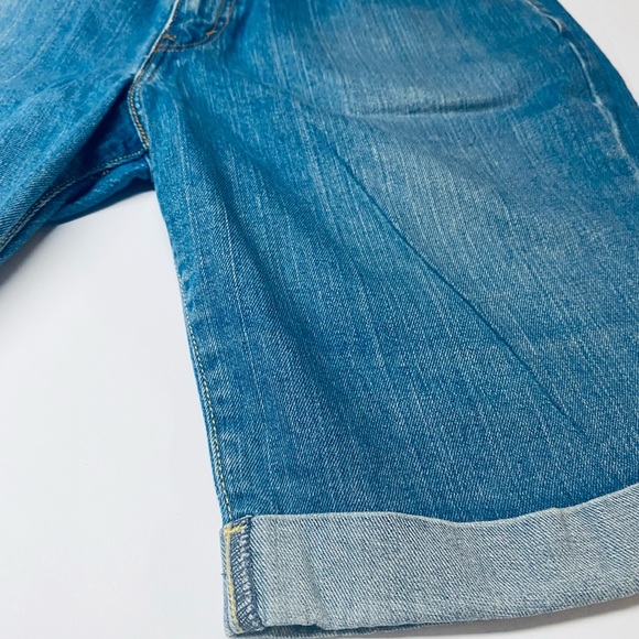 Levi’s Shorts - Picture 3 of 4